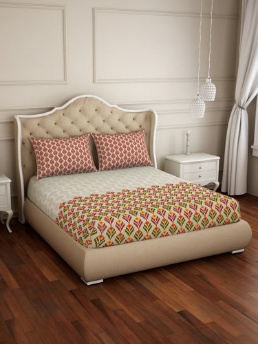 https://cdn.shopify.com/s/files/1/1857/6931/products/eff41f46-bbae-41ea-b0b6-ce26e800f24a1675230186837Bedsheets1.jpg?v=1703241843